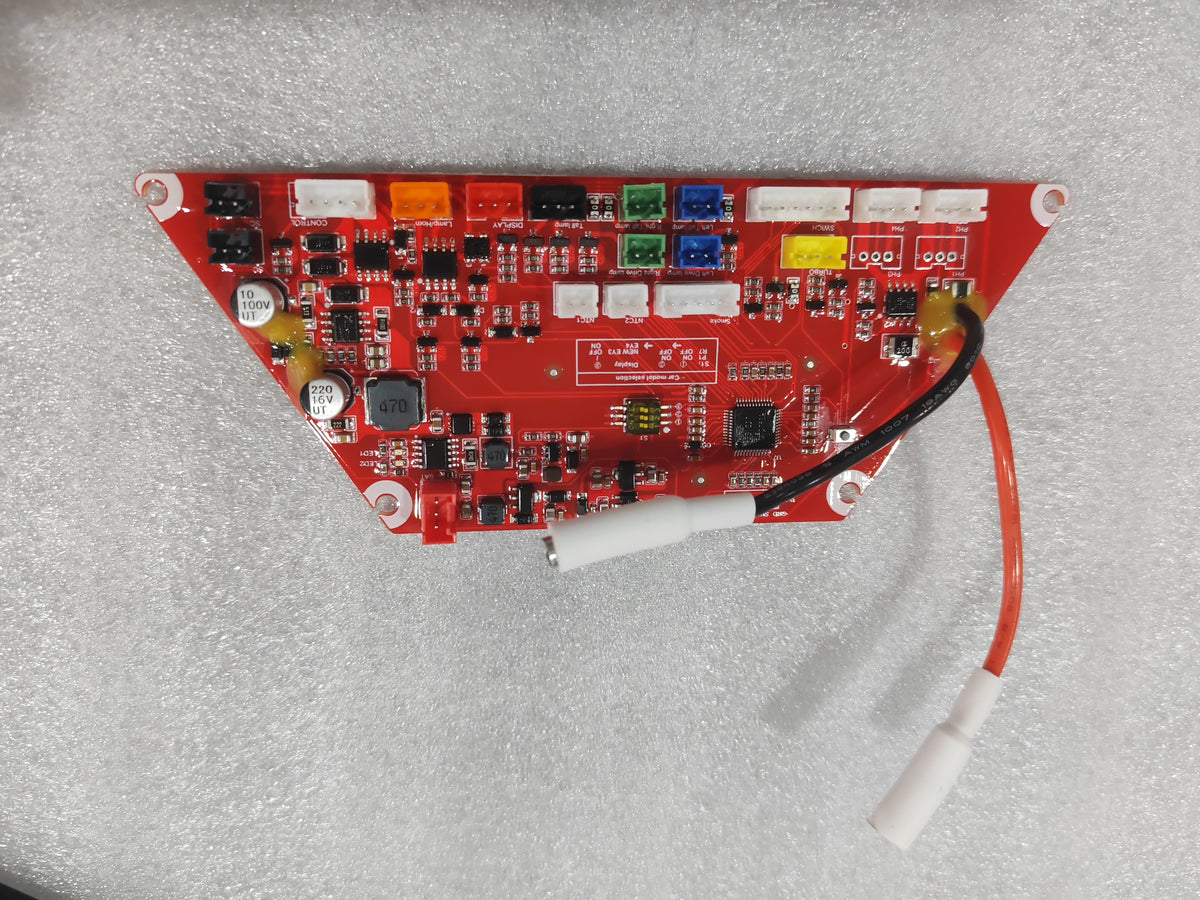 Carte électronique rouge de contrôle LED pour Rovoron R7 vue de dessus