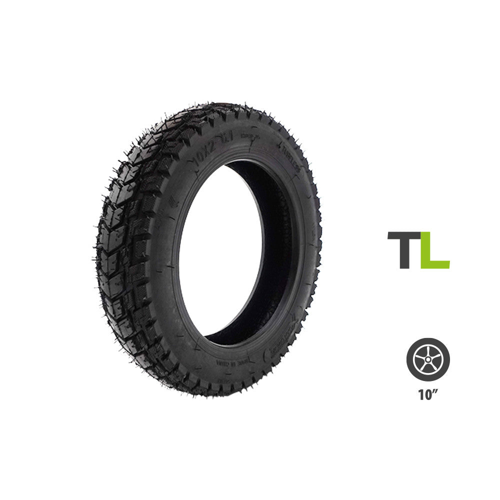 Pneu tubeless noir 10x2-6.1 pour trottinette électrique vu de trois quarts