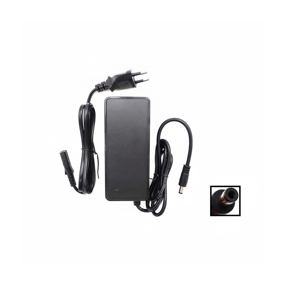 Chargeur 36V 2A noir avec son câble secteur et son connecteur DC jack vu de face