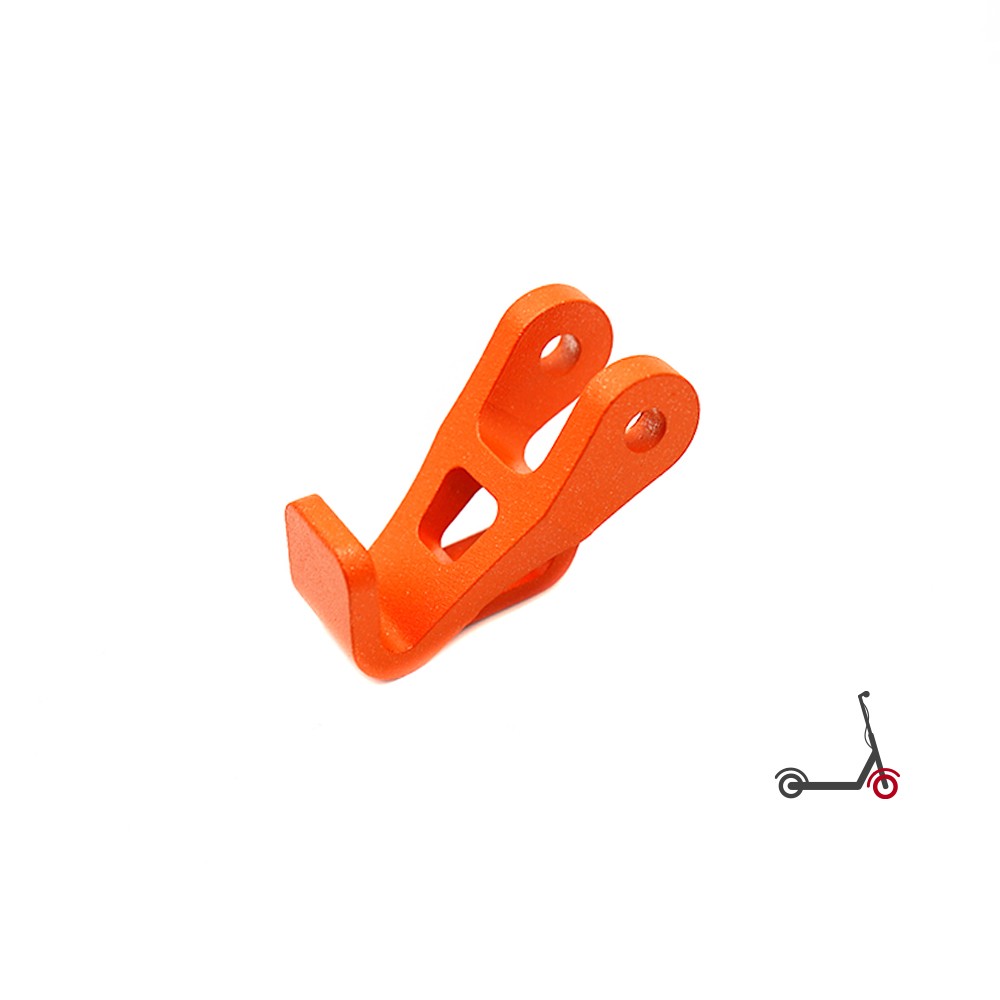 Crochet de pliage métallique orange pour trottinette électrique KuKirin G2 Pro sur fond blanc
