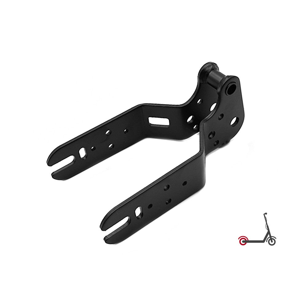 Fourche arrière métallique noire de trottinette électrique sur fond blanc