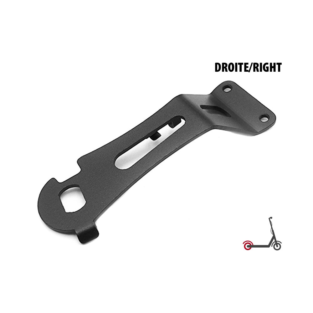 Support de garde-boue arrière droit métallique noir pour trottinette électrique.