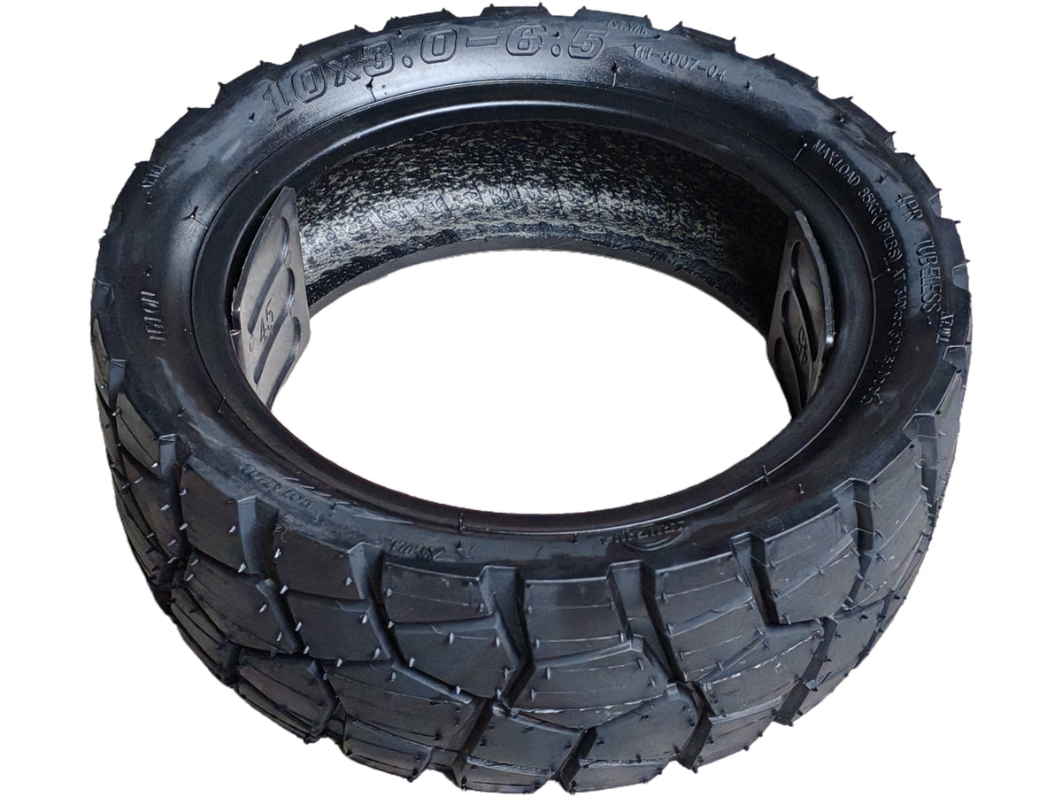 Pneu tubeless noir 10x3.0-6.5 vu en perspective