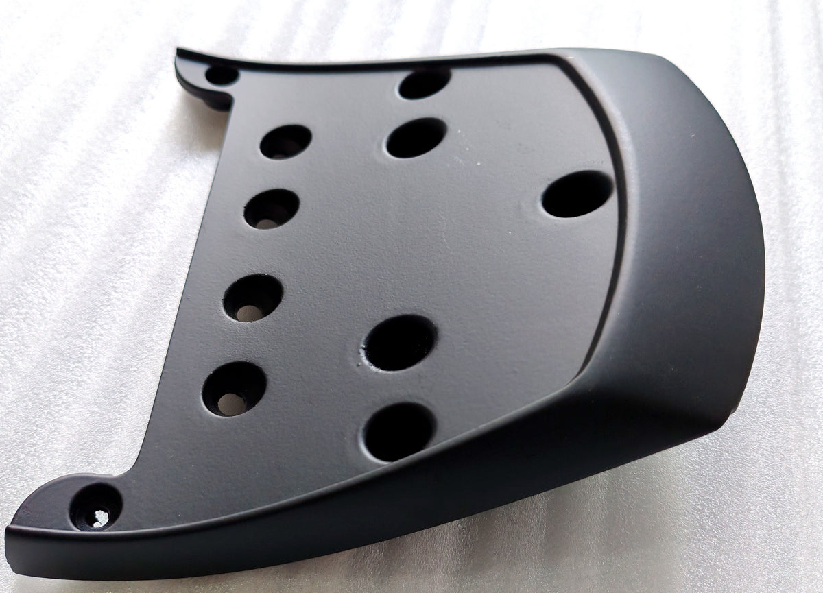 Cale-pied arrière noir mat sans éclairage pour Dualtron Dolphin posé à plat