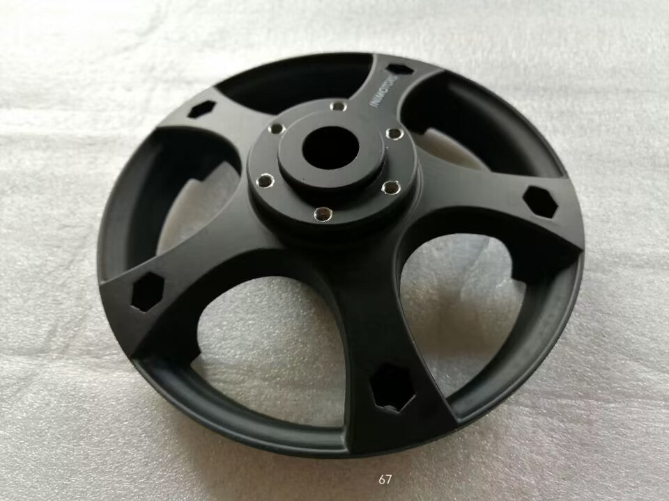 Jante avant droite noire avec trou de trottinette électrique Dualtron Togo Limited posée à plat