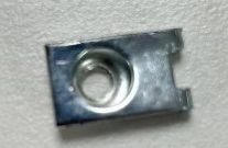 Boucle métallique argentée de fixation pour trottinette électrique Dualtron