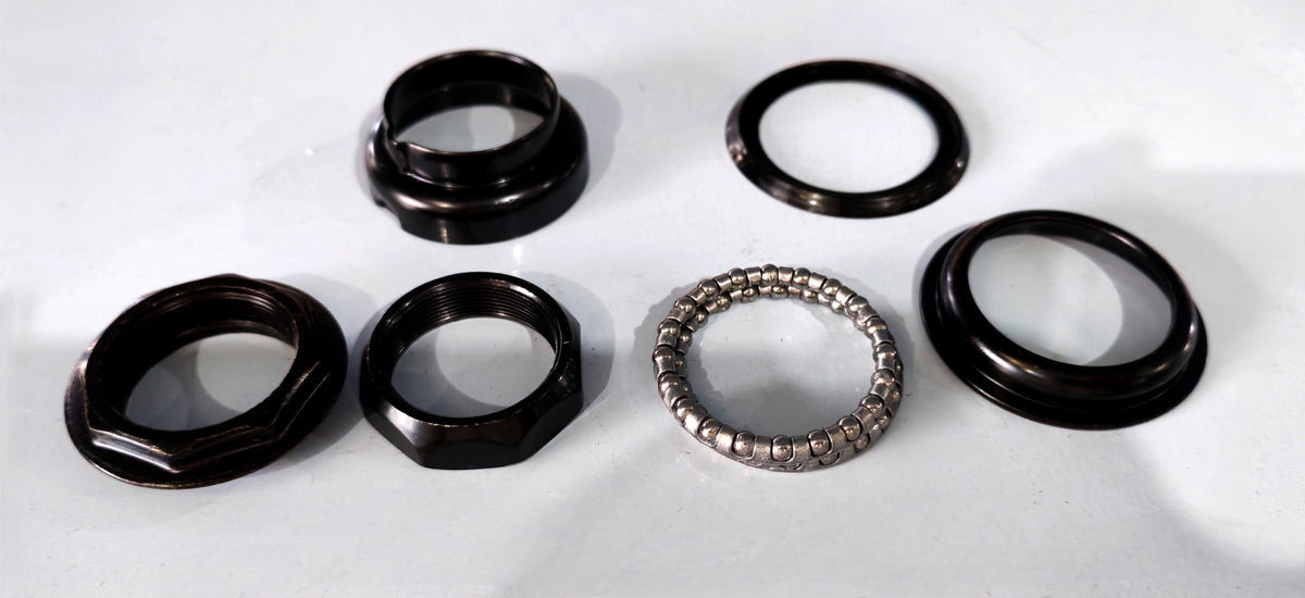 Pièces du jeu de direction noir et roulement à billes pour trottinette Dualtron Dolphin