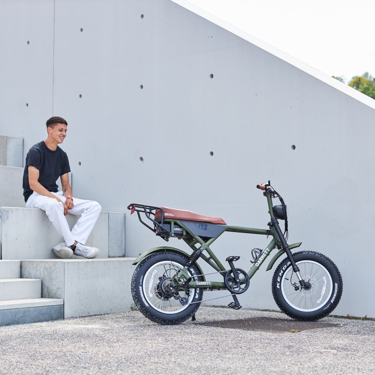 Vélo Électrique Biplace Cargo Garrett Miller Z : Tout Suspendu et Haut de Gamme - Weebot