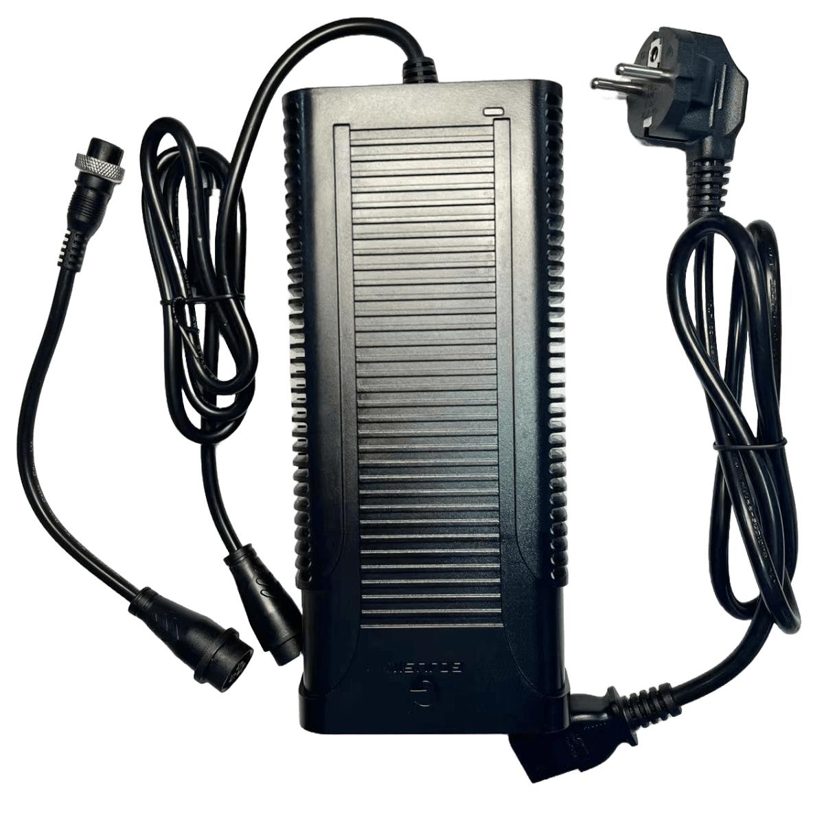 Chargeur Rapide Universel de Trottinette Électrique pour Batterie 52V - Weebot