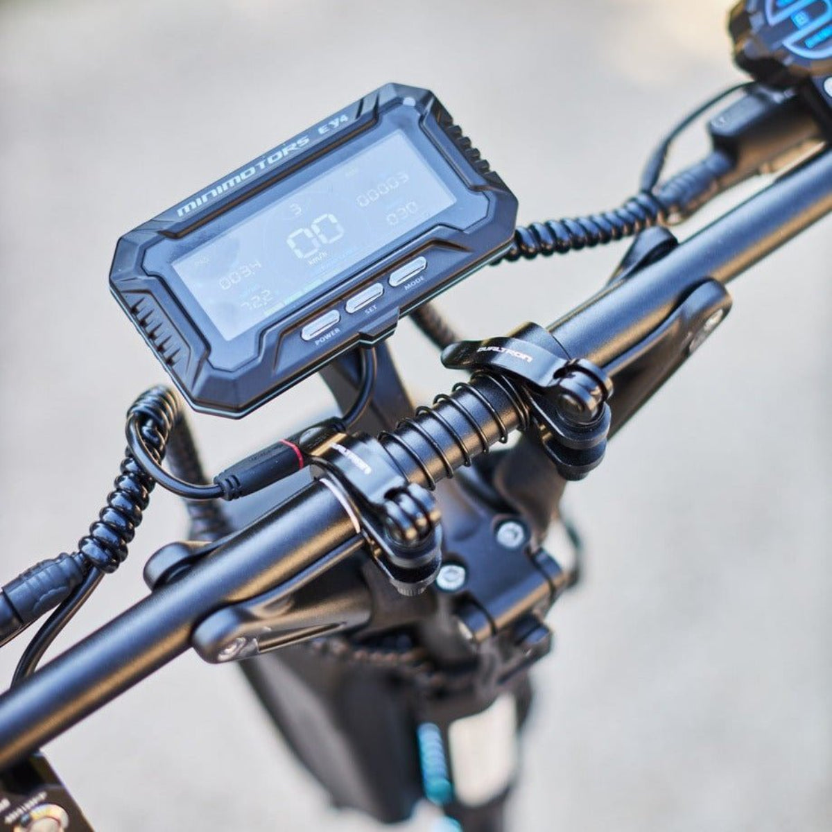 Trottinette Électrique Dualtron Forever Ultra : Autonomie et Polyvalente - Weebot