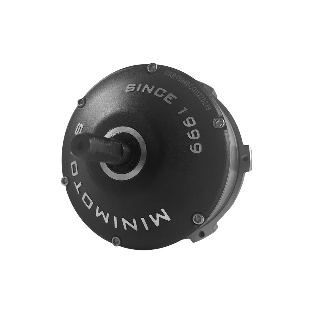 Moteur noir de trottinette électrique Dualtron Achilleus avec l'inscription Minimotors.