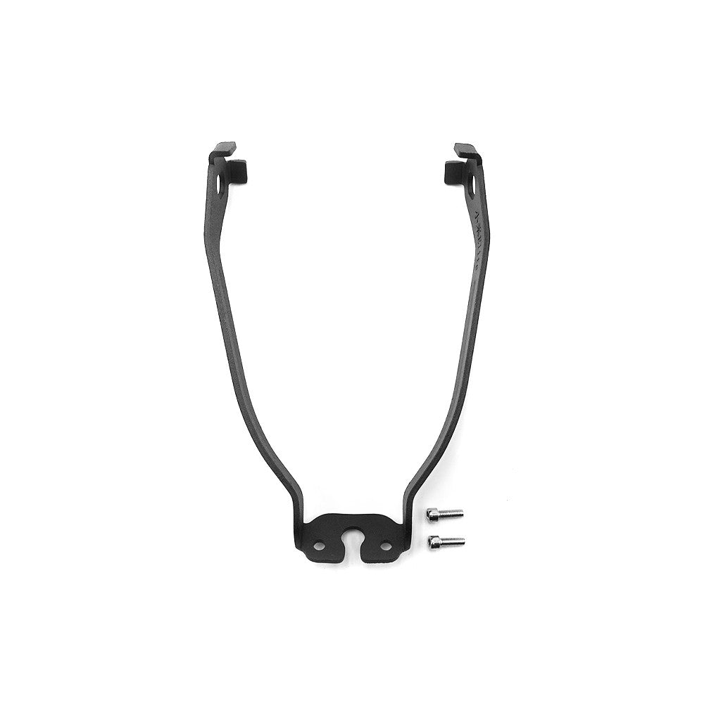 Support de garde-boue noir avec ses deux vis de fixation sur fond blanc