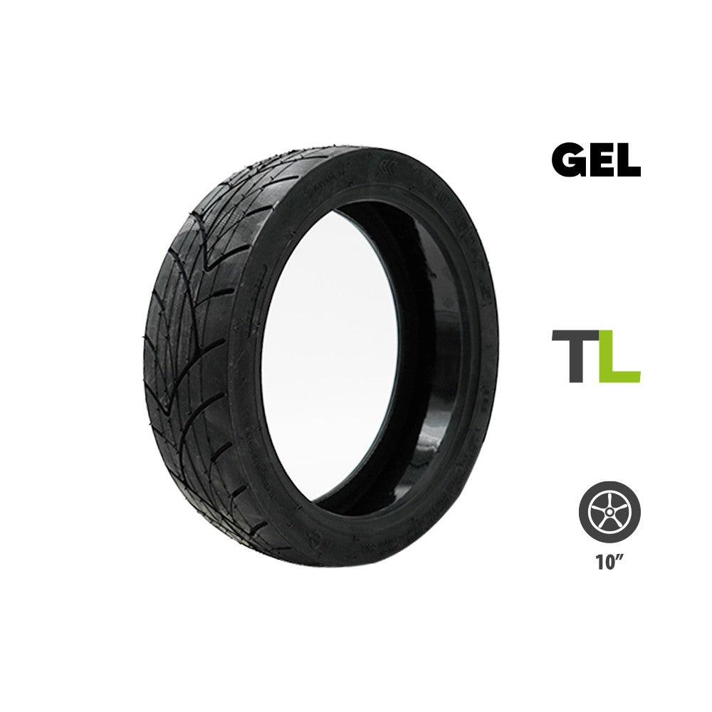 Pneu tubeless noir 70/60-7,5 avec gel anti-crevaison vu de trois-quarts
