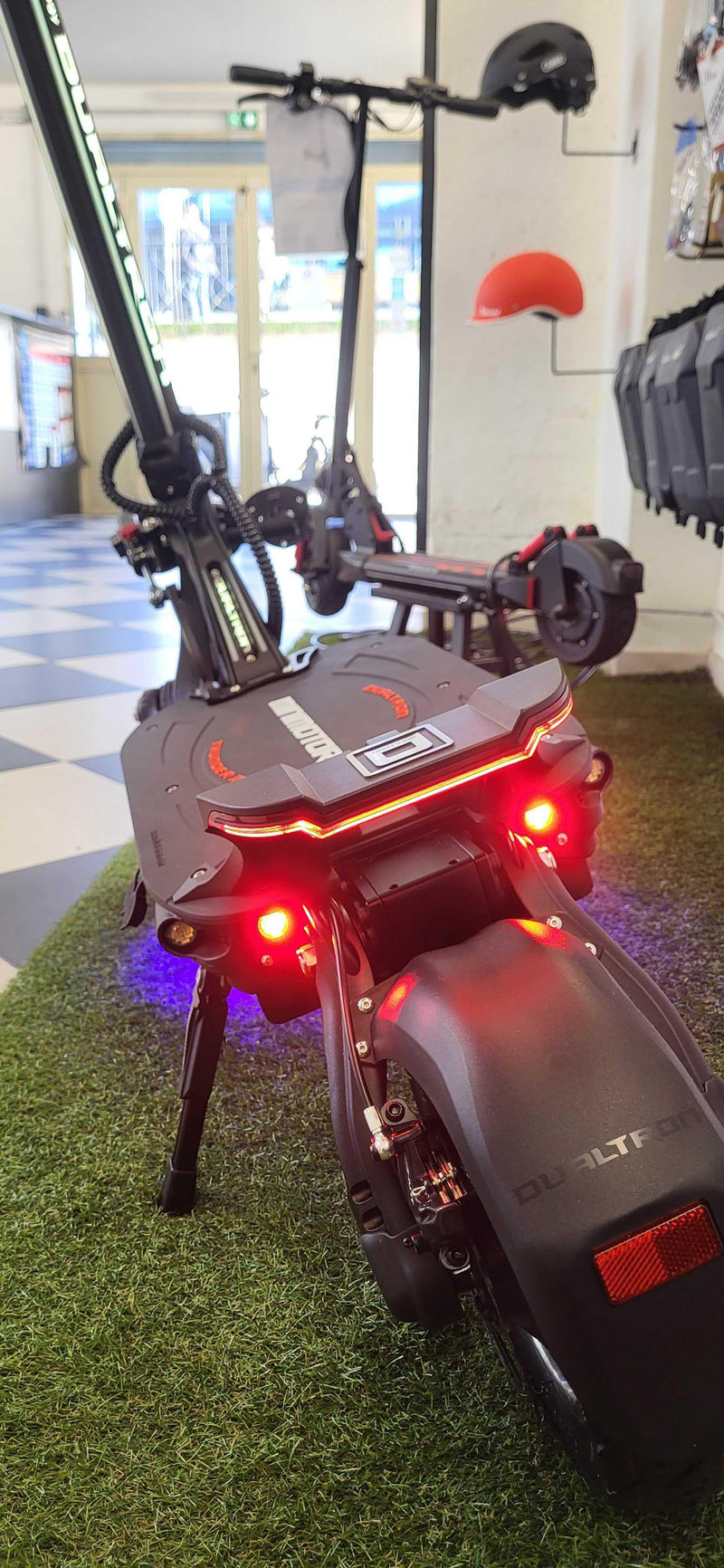 Trottinette Électrique Dualtron Thunder 3 - 11 Pouces (72V40Ah) Occasion 2024