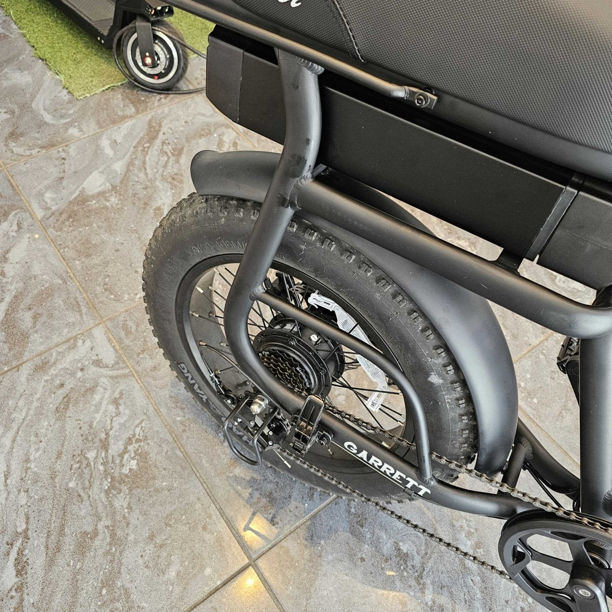E-Bike Biplace Cargo Garrett Miller Urban: Preiswert und Geländetauglich