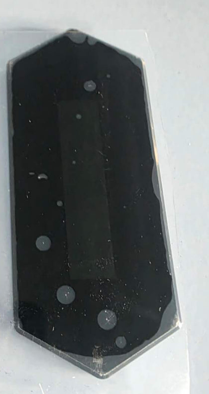 Cache voltmètre noir et transparent de Dualtron Sonic Alien vu de face