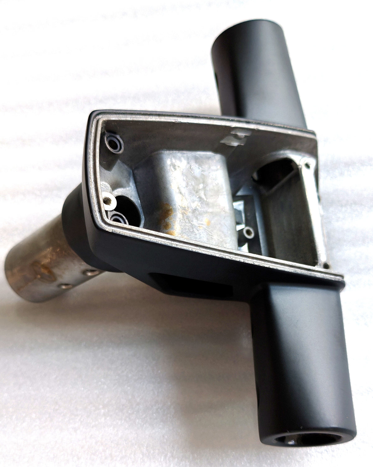 Support guidon noir en métal pour trottinette électrique Dualtron Dolphin