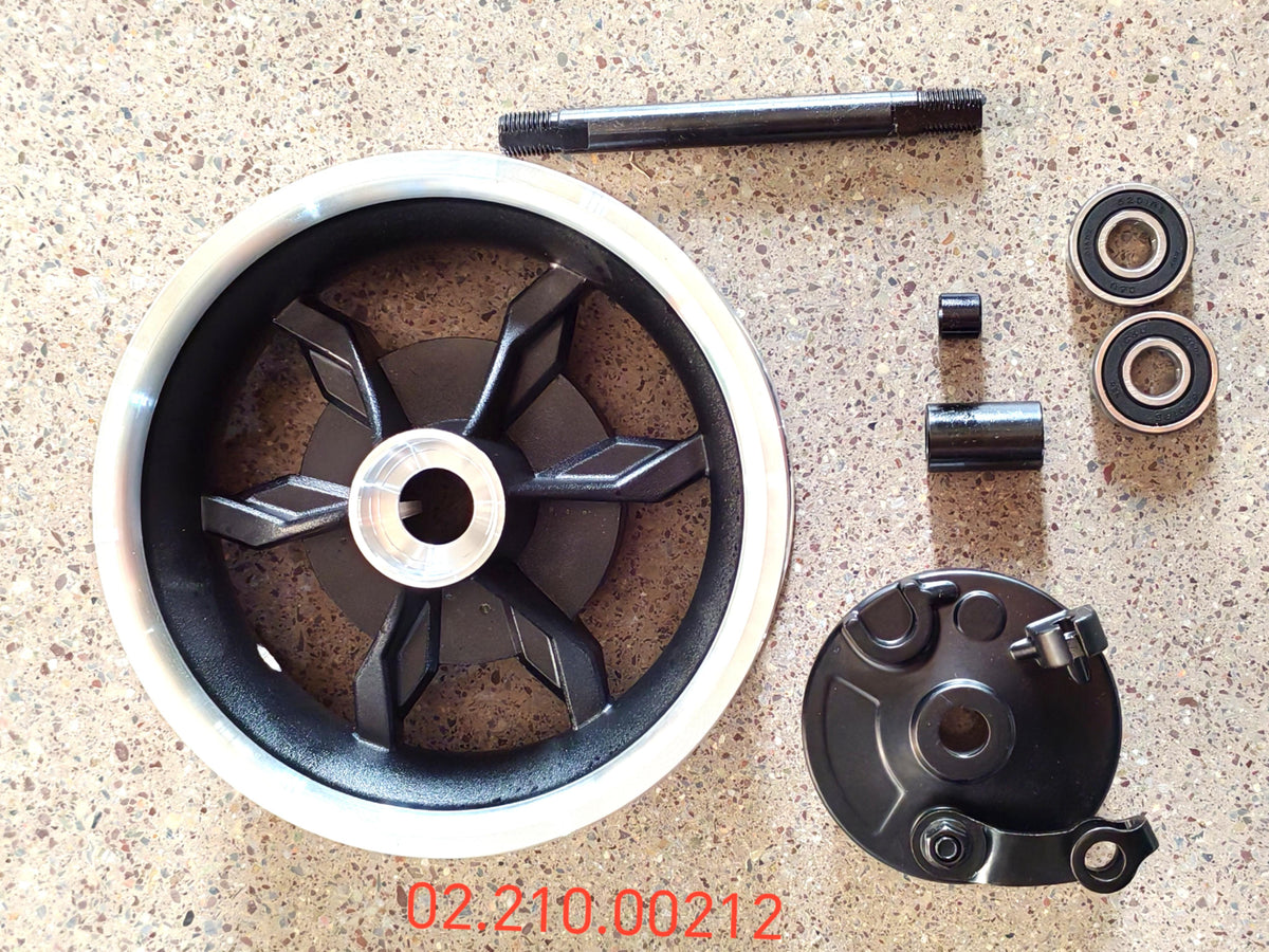 Jante avant noire avec axe, roulements, entretoises et système de frein à tambour pour trottinette électrique Dualtron Togo