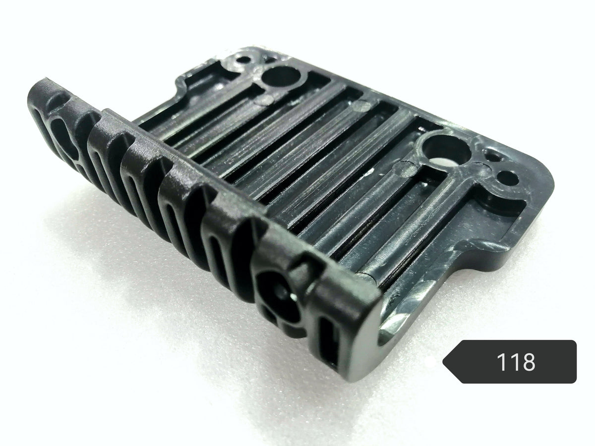 Pare-chocs avant noir en plastique pour deck de trottinette électrique Dualtron.