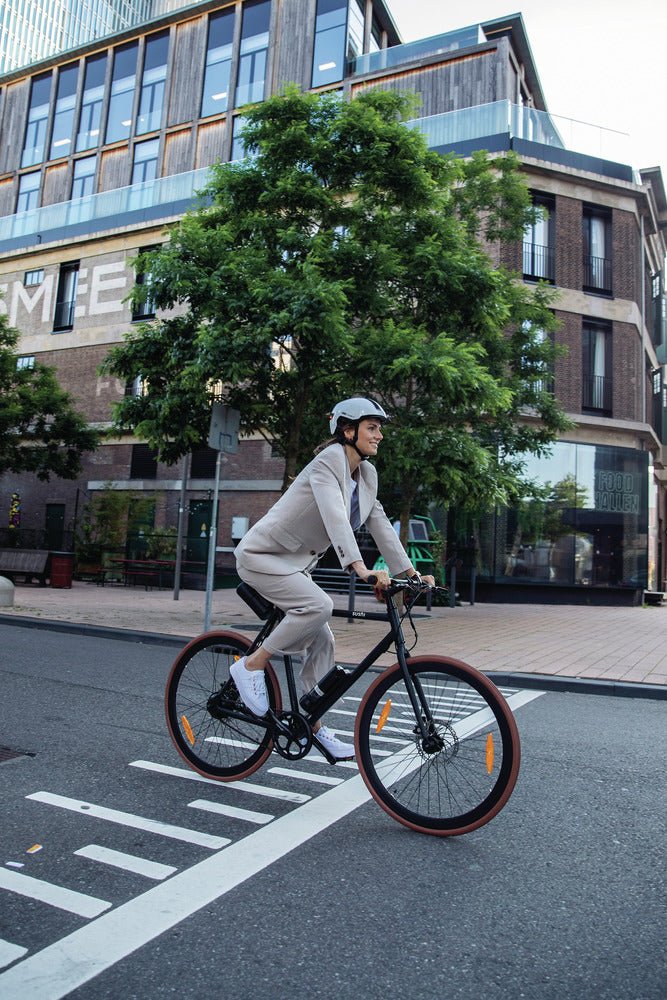 Casque de vélo ABUS HUD - Y Velvet Noir - Weebot