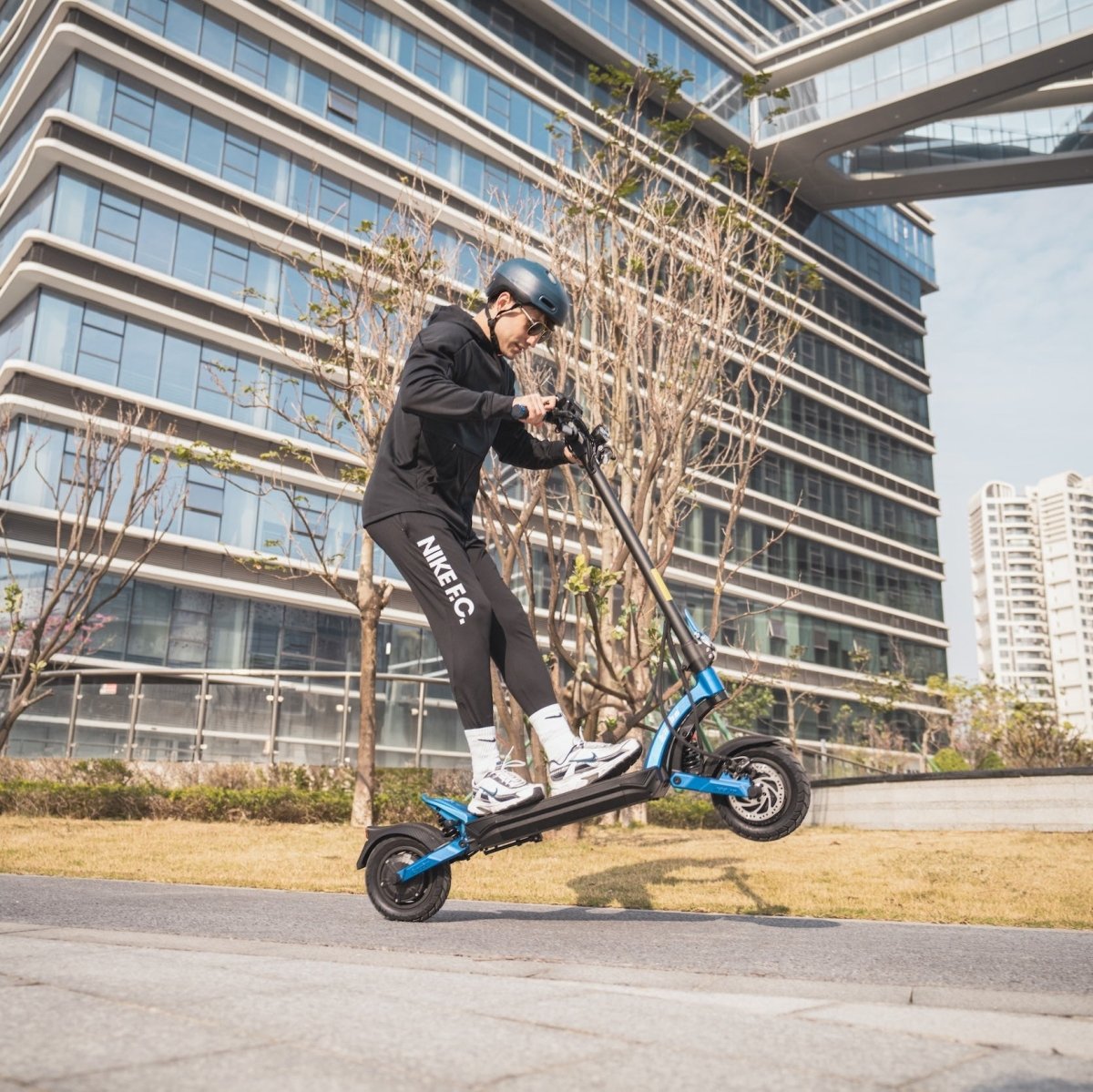 Trottinette Électrique Kaabo Mantis X PLUS - Weebot