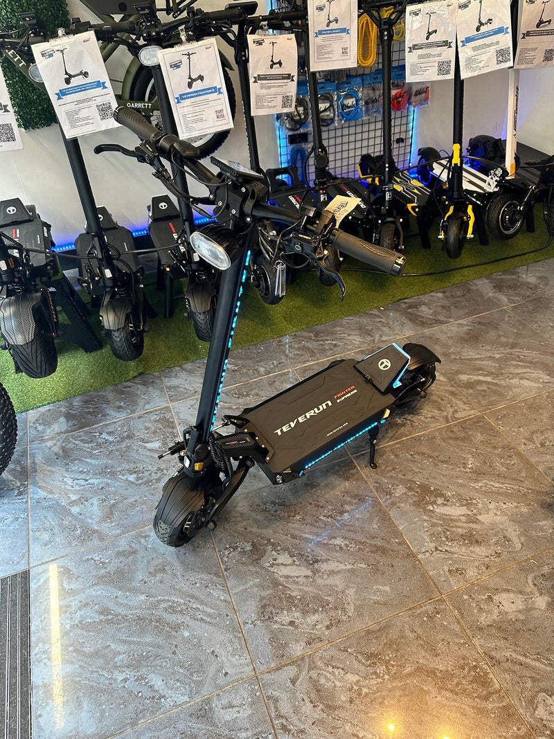Used electric scooter Teverun Fighter Supreme by Minimotors (72V 35AH LG)