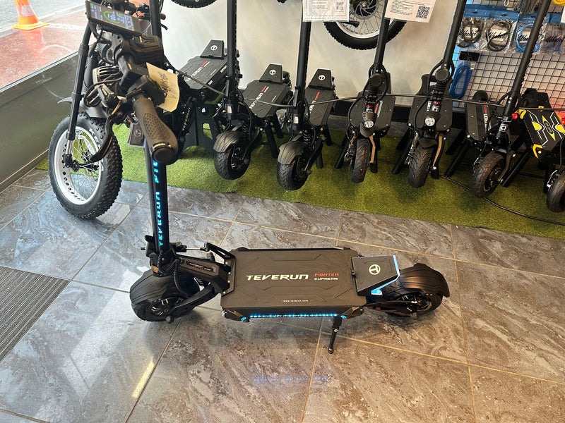 Used electric scooter Teverun Fighter Supreme by Minimotors (72V 35AH LG)