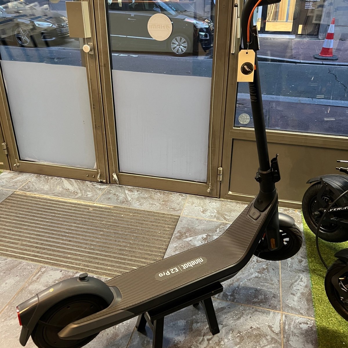 Trottinette Électrique Occasion F2 Pro Ninebot by Segway : Reconditionnée - Weebot