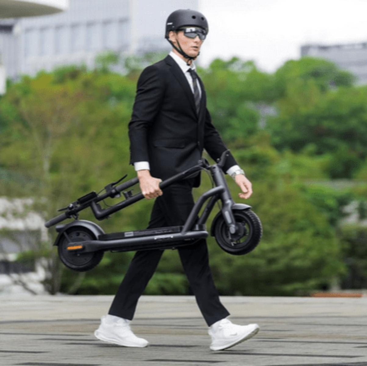 Trottinette Électrique Navee N65i : Robuste et Ingénieuse - Weebot