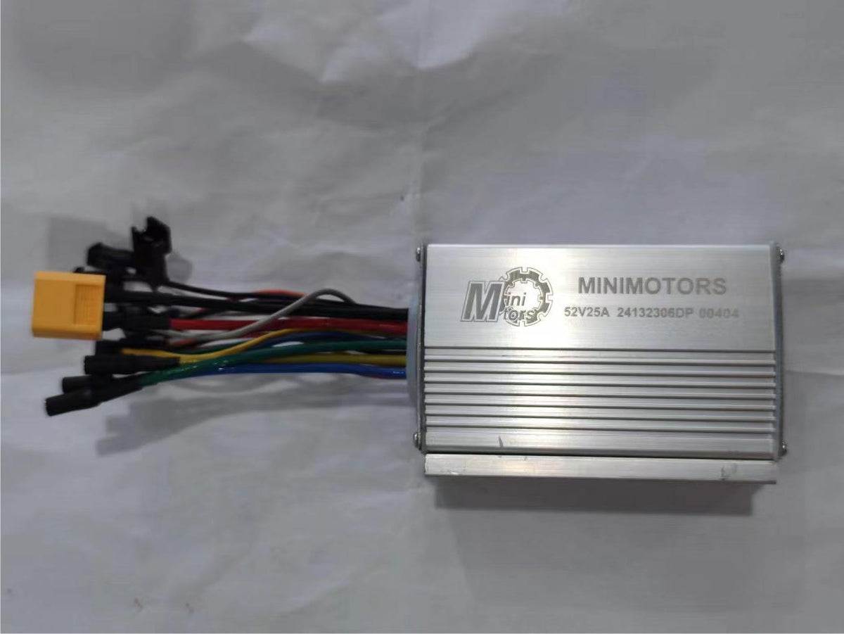 Contrôleur monomoteur Minimotors 52V 25A en aluminium avec son faisceau de câbles