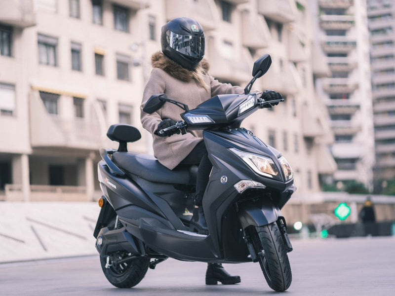 scooter electrique sunra hawk plus lifestyle 50cm3 paris france pas cher