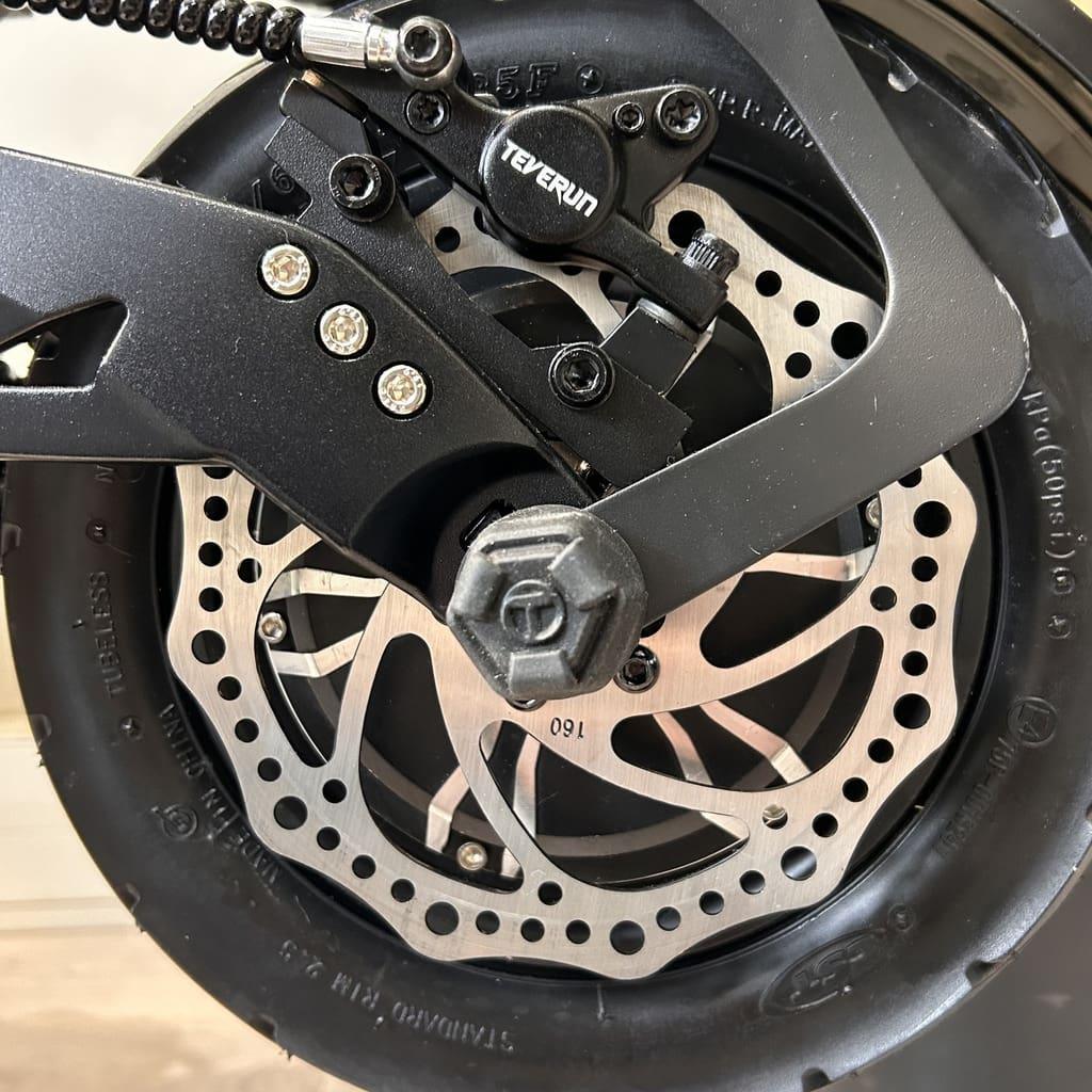 Trottinette Électrique Teverun Fighter Supreme Plus : Puissance et Grande Autonomie - Weebot