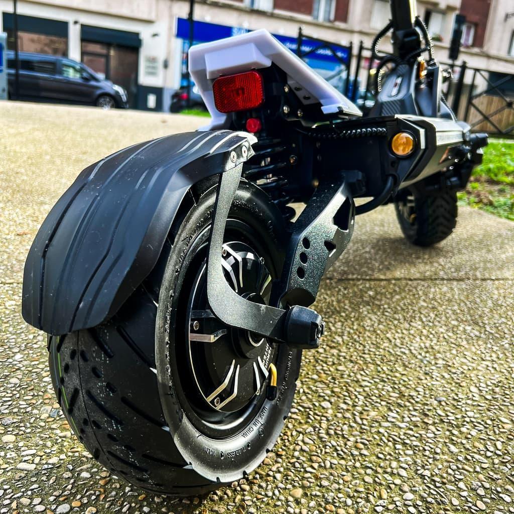 Trottinette Électrique Teverun Fighter Supreme Plus : Puissance et Grande Autonomie - Weebot