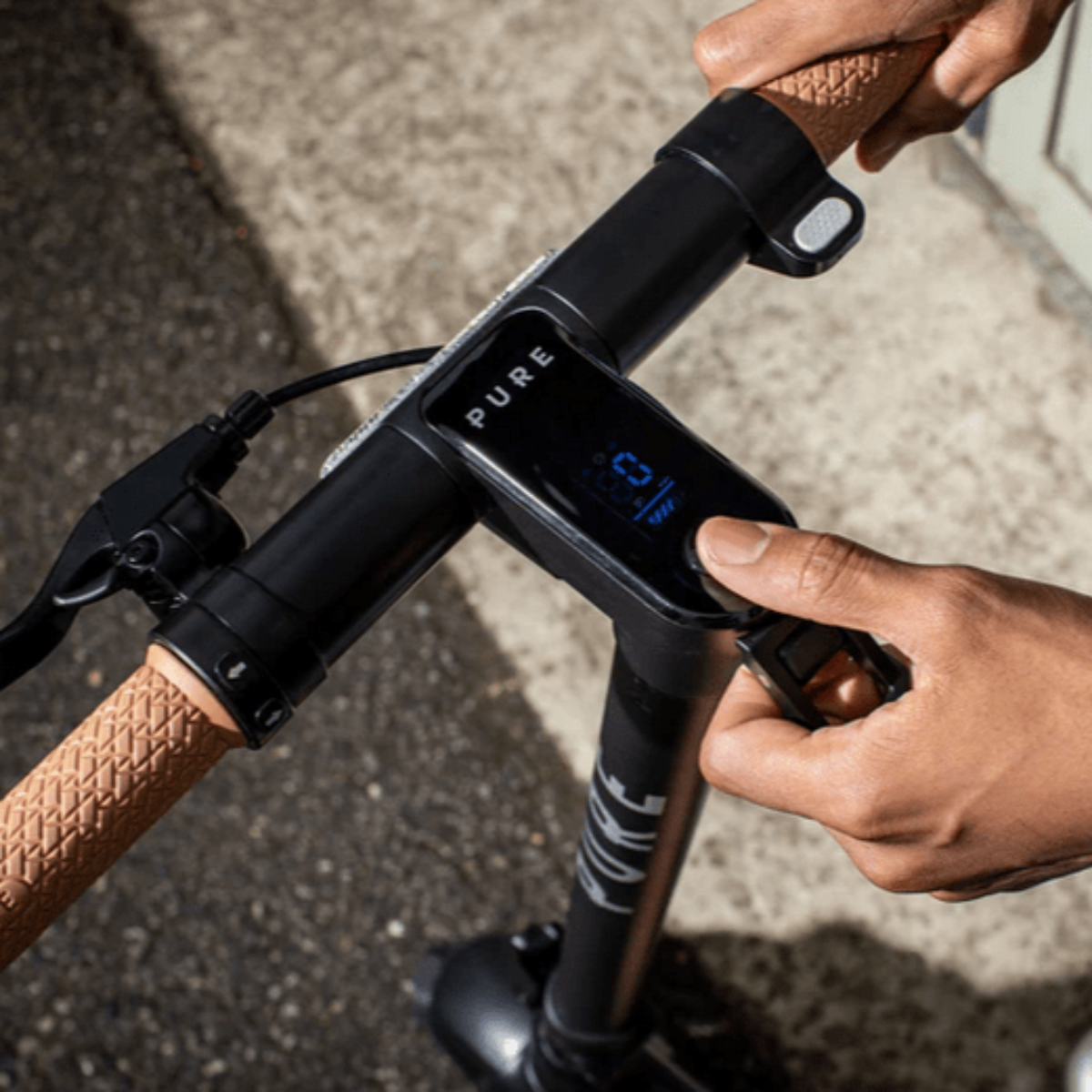 Trottinette Électrique Pure Air Pro 4 : Confortable et Ultra - Légère - Weebot