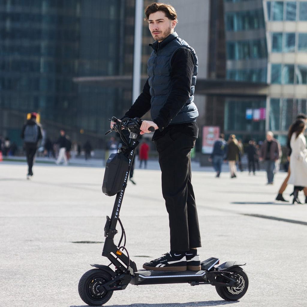Trottinette Électrique Occasion Teverun Fighter Mini Pro : Puissante et Sécurisante - Weebot