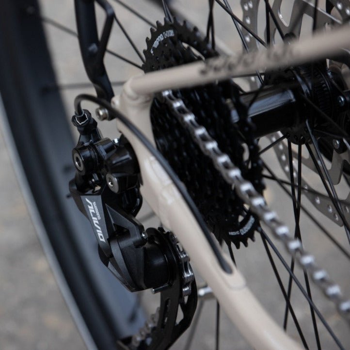 Vélo Électrique VTC Superior EXR : Fiable et Performant - Weebot