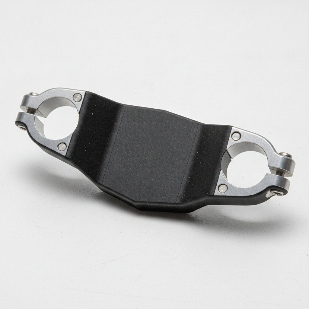 Collier Supérieur de Suspension Avant Réf. 03.ZL12.103 Kaabo Wolf King GTR, packshot studio sur fond blanc
