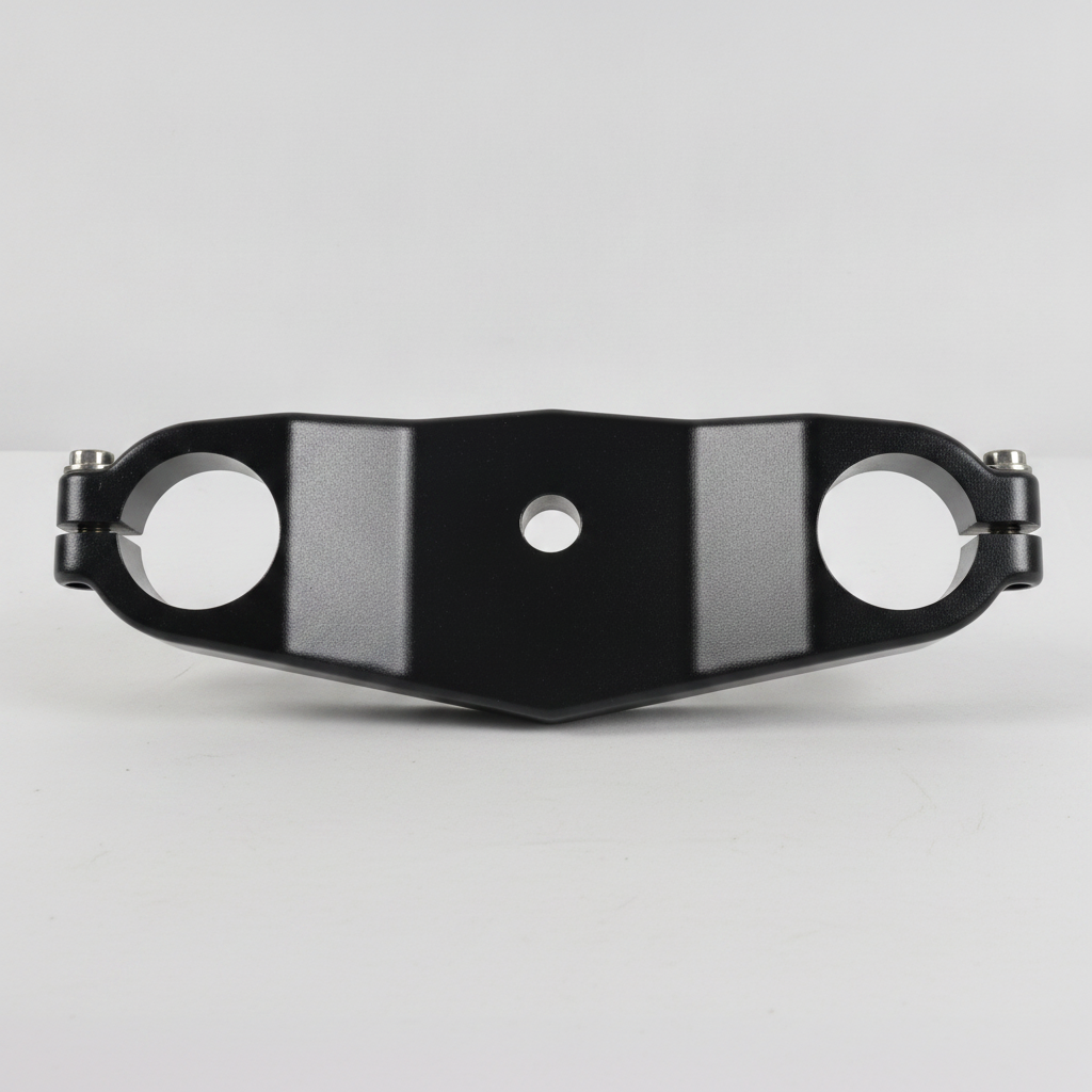 Collier Supérieur de Suspension Avant Réf. 03.ZL12.134 Kaabo Wolf King GTR, packshot studio sur fond blanc