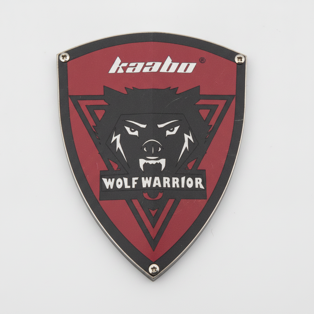 Logo Wolf de Colonne de Direction Kaabo Wolf King GTR, packshot studio sur fond blanc