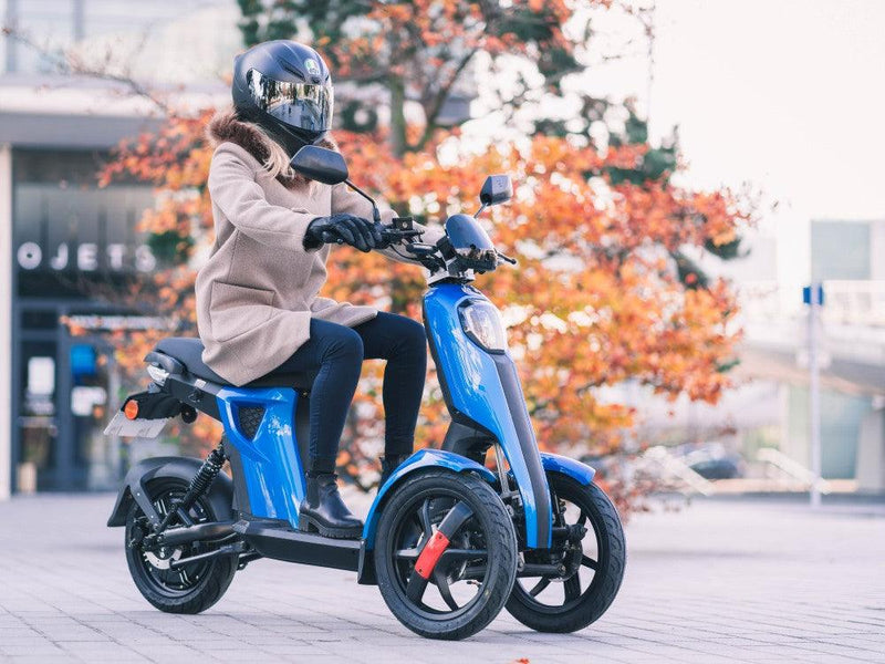 Electric Scooter 3 Wheels Doohan iTango 70 km Autonomy