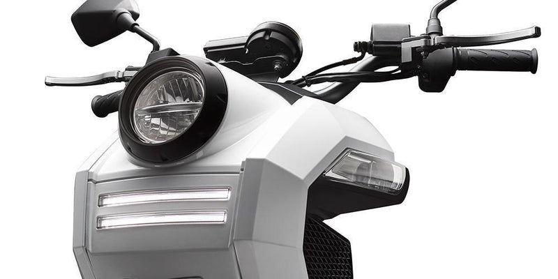 scooter electrique 3 roues doohan itank 125cm3 blanc phare avant