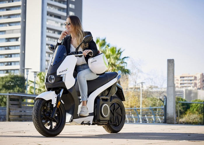 scooter electrique silence s01 blanc femme